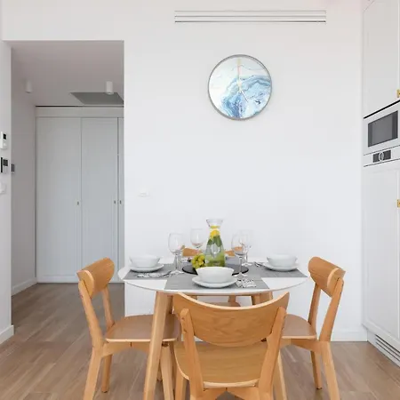 Bulwar Zachodzacego Slonca With Sea View Darlowo By Renters