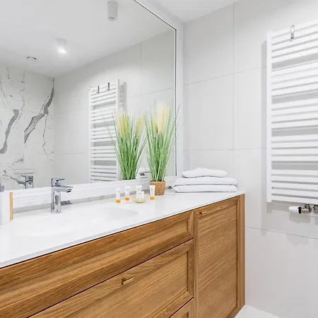 דירה Bulwar Zachodzacego Slonca With Sea View Darlowo By Renters דארלובקו