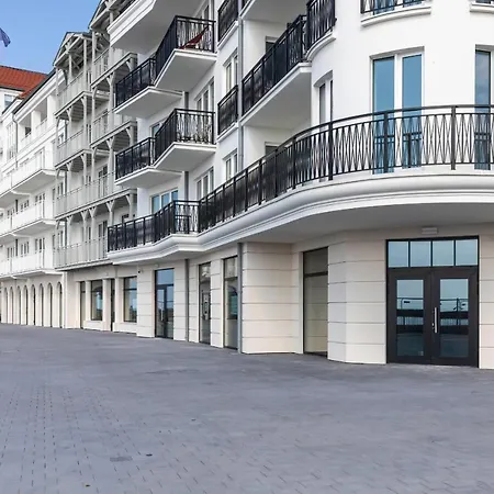 Bulwar Zachodzacego Slonca With Sea View Darlowo By Renters アパート *