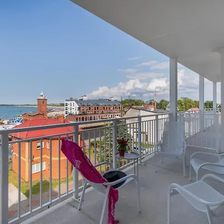 Bulwar Zachodzacego Slonca With Sea View Darlowo By Renters